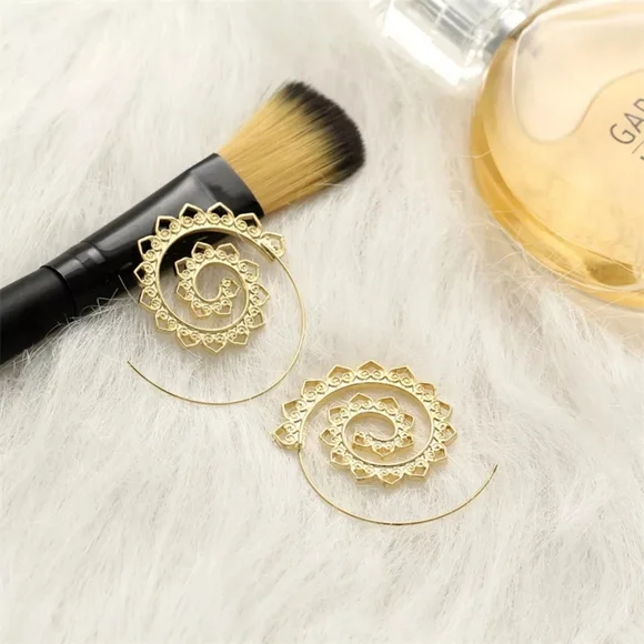 Lightweight Ethnic Boho Spiral Hoop Earrings - Picture 6 of 8